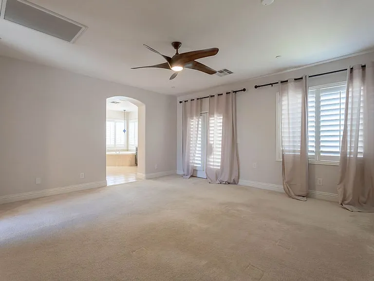10387 Sweet Laurel St — Photo 28