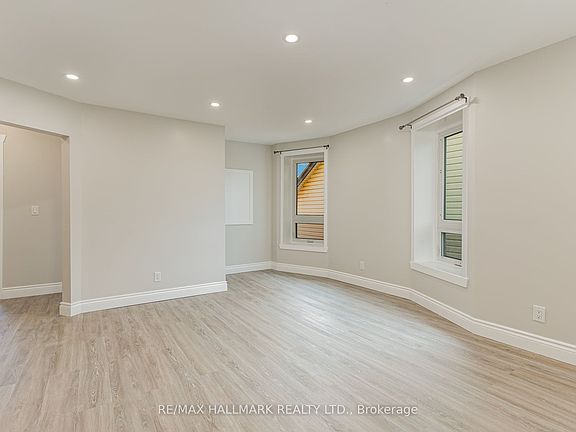 5th image of 291 Emerald St N #2