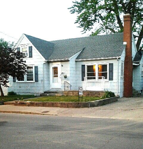 1st image of 310 N Scott St