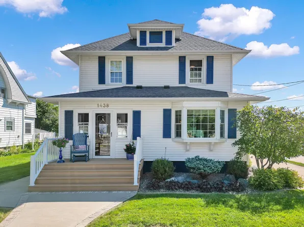 1438 Parkview DRIVE, Kewaskum, WI 53040