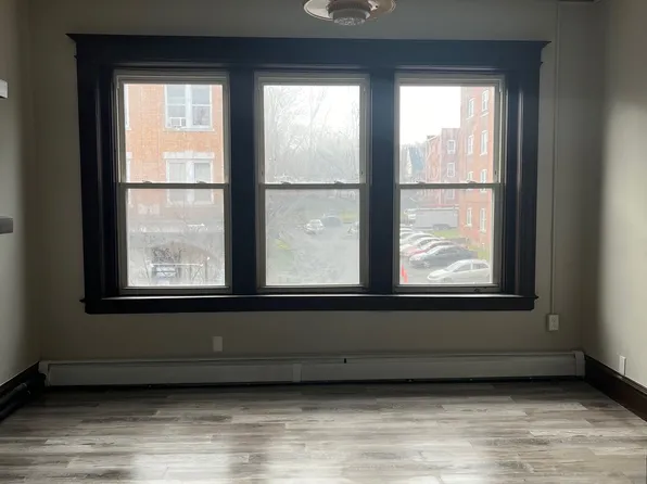 844-850 Parkzoin Street