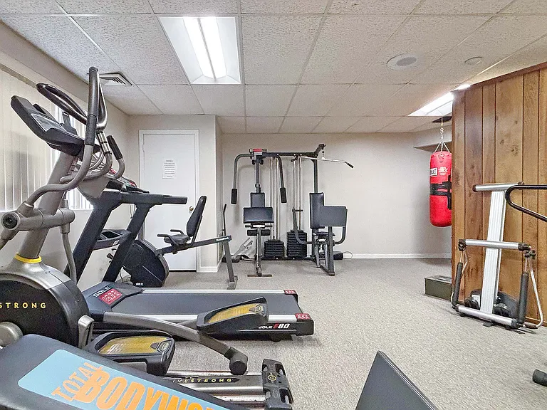 296 Lynn Shore Dr #104 — Photo 19