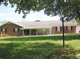 1918 N Charles Seivers Blvd, Clinton, TN 37716