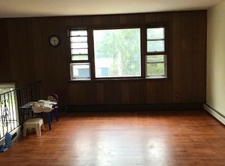 4 Libby Dr, Uncasville, CT 06382