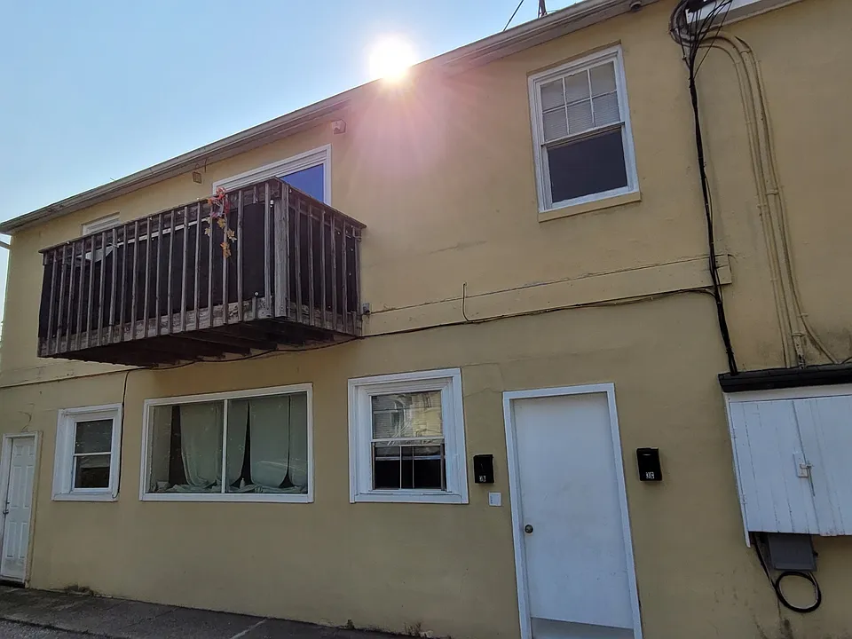 3 Summit Ave #3C