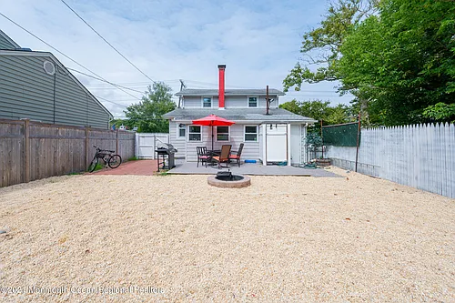 203 Bridge Ave Photo 1