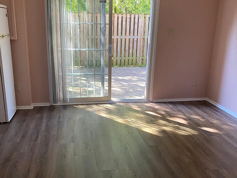 2846 S Meade St — Photo 6