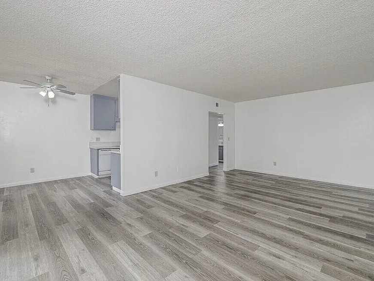 437 Church Ave #F — Photo 12