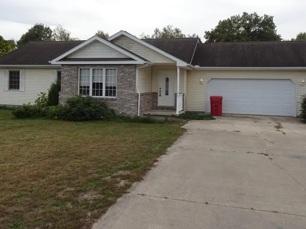 8585 E Long Lane Dr, Knox, IN 46534