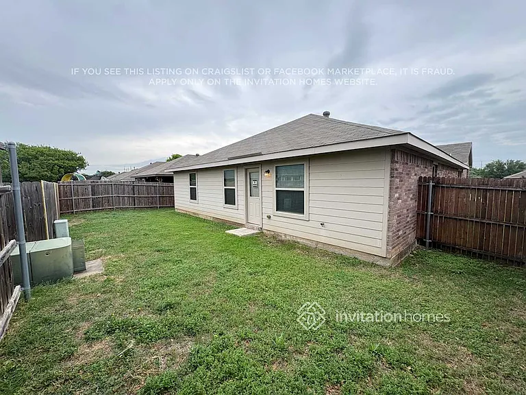 6520 Chalk River Dr — Photo 20