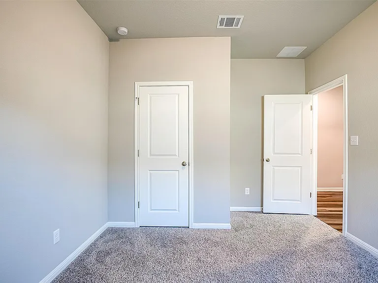 1601 Longhorn Ranch Dr — Photo 22