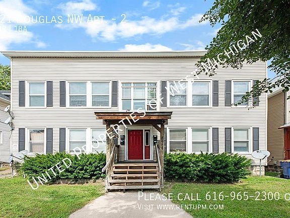 2nd image of 821 Douglas St NW #2