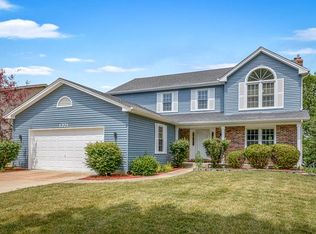 1321 Cortland Dr, Naperville, IL 60565