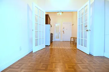 Rented by Manhattan Spaces