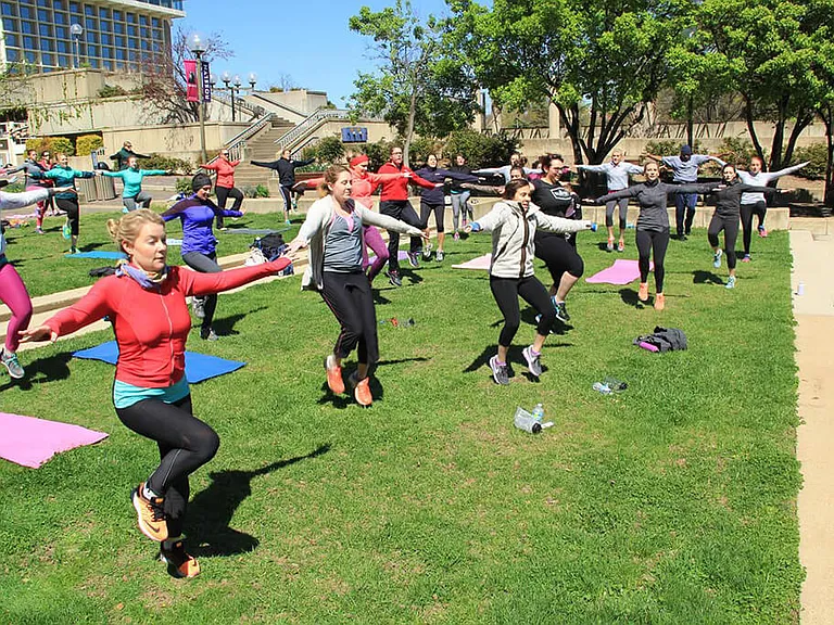 Enjoy the many events and activities hosted by the Rosslyn community throughout the year.