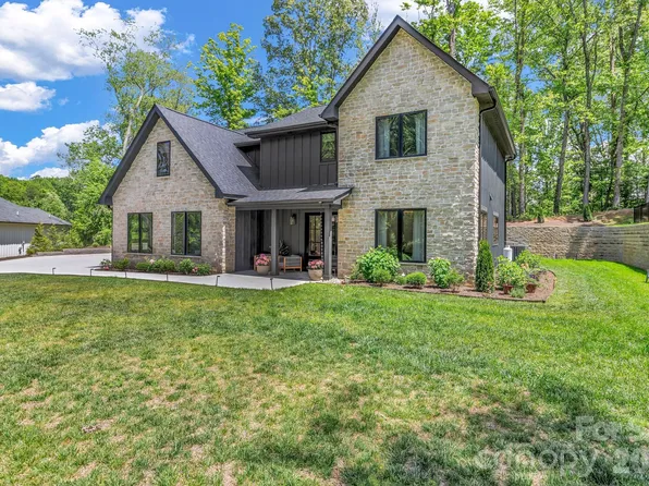 108 Poplar Green Way, Asheville, NC 28806