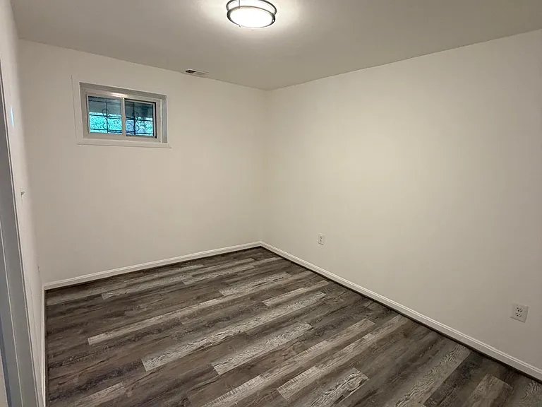 9311 Chanute Dr — Photo 15