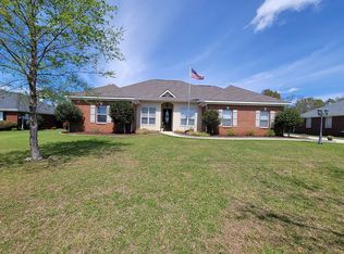 9611 Silverwood Dr, Fairhope, AL 36532