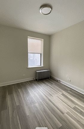 5th image of 3933 N Clarendon Ave APT 310
