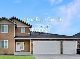 7502 W Viewcrest Way, Yakima, WA 98908