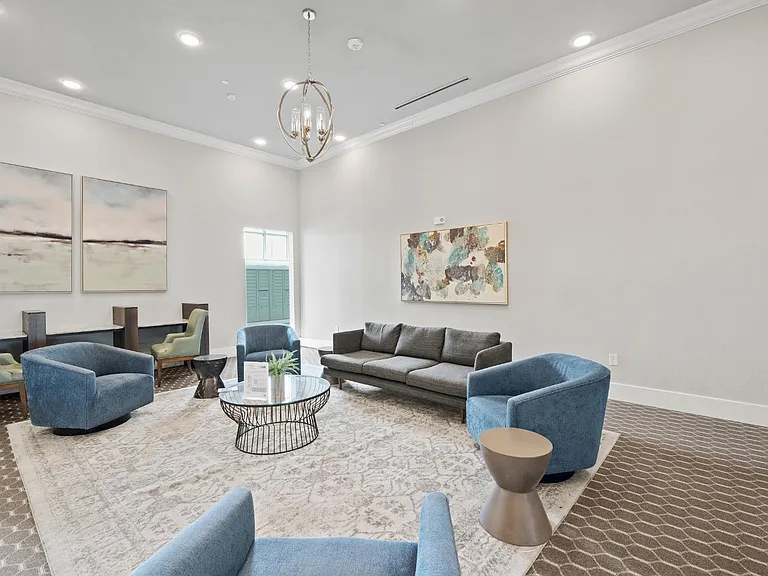 Inn at Westover Hills 55+ — Photo 18