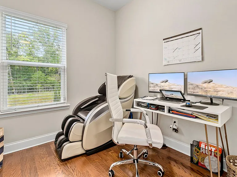 6508 Satjanon Dr — Photo 30