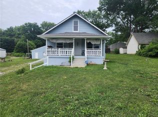 5018 Saint Joseph Ave, Saint Joseph, MO 64505