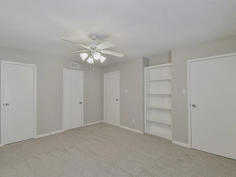 12955 Woodforest Blvd #54 — Photo 16