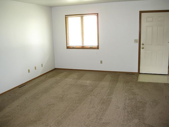 3rd image of 108 W Columbia St #A
