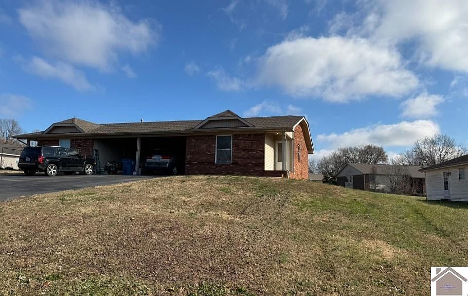 1st image of 1406 Valleywood Dr