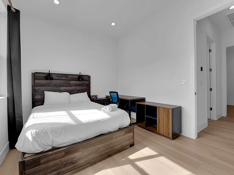 323 Robledo St — Photo 32
