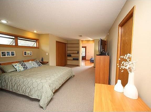 large masters suite