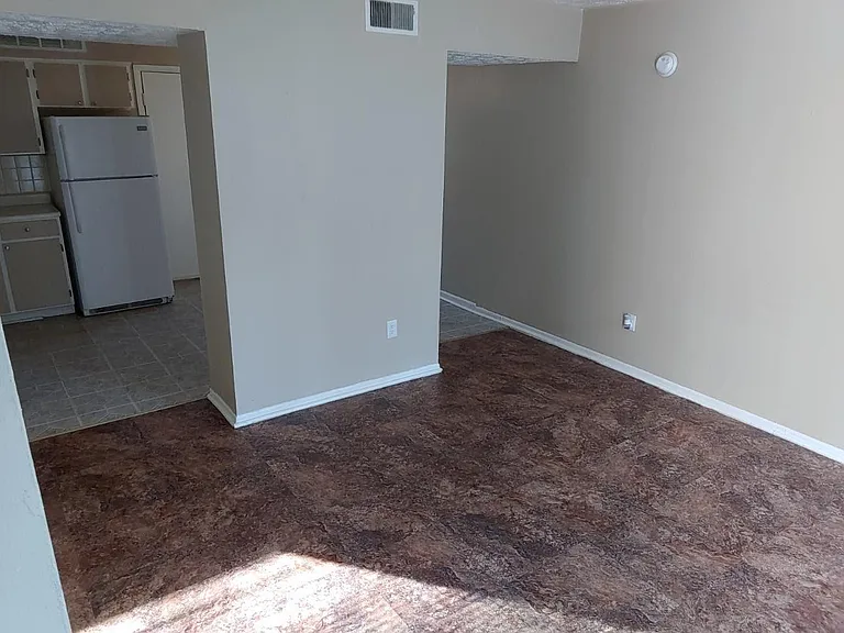 1121 Johnson Ave #2 — Photo 6