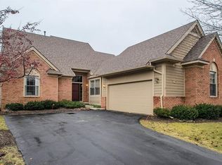 2207 Twin Islands Ct, Ann Arbor, MI 48108