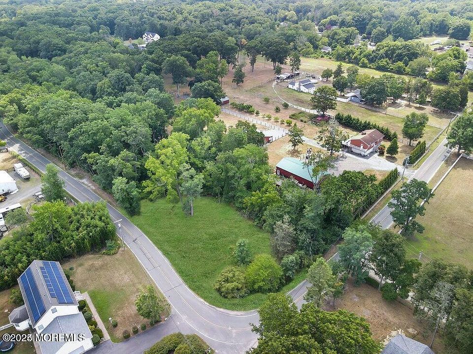 2nd image of 42 Brown Road