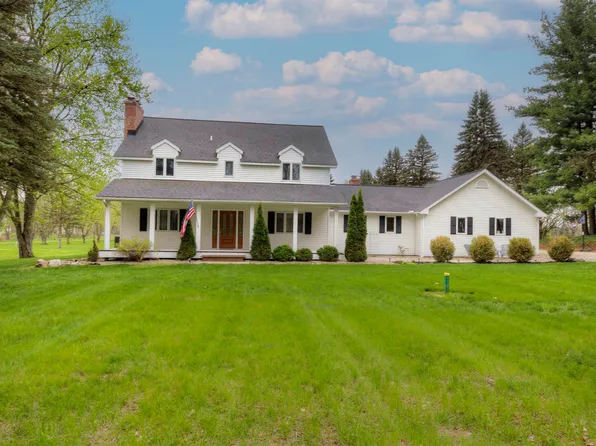 6121 Saline Waterworks Rd, Saline, MI 48176