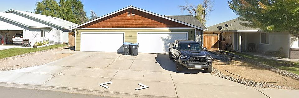 1st image of 215 Derek Dr