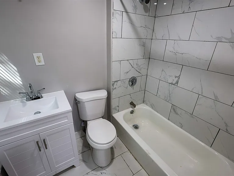 43 Coleman St #1 — Photo 7