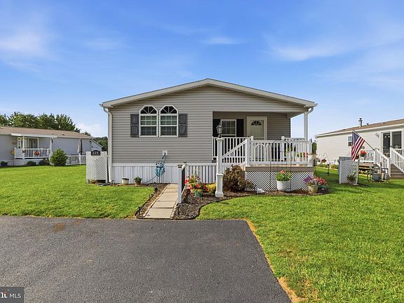 2nd image of 219 Eagle Dr