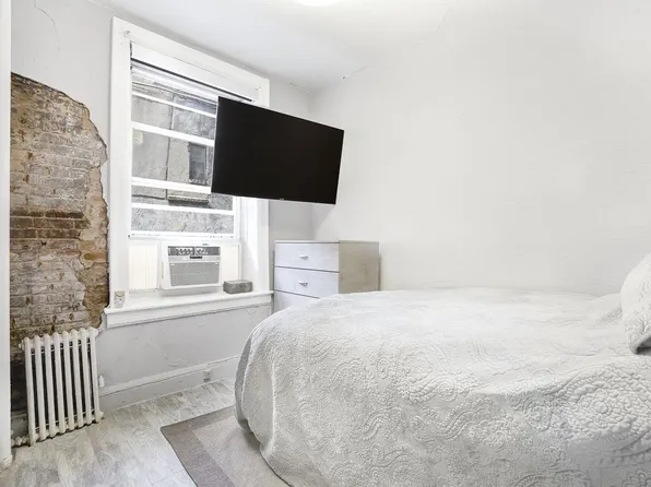 101 Thompson St APT 20, Manhattan, NY 10012