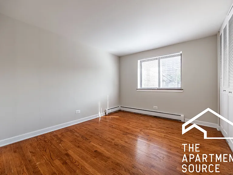 5919 N Kenmore Ave #208 — Photo 8