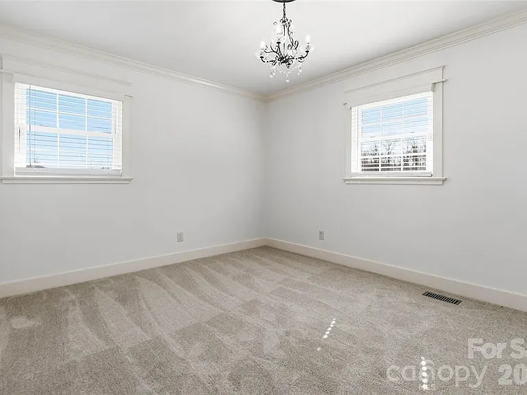7717 Lancaster Hwy — Photo 16