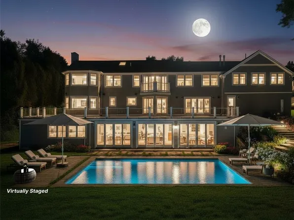 125 Heidi Dr, Portsmouth, RI 02871