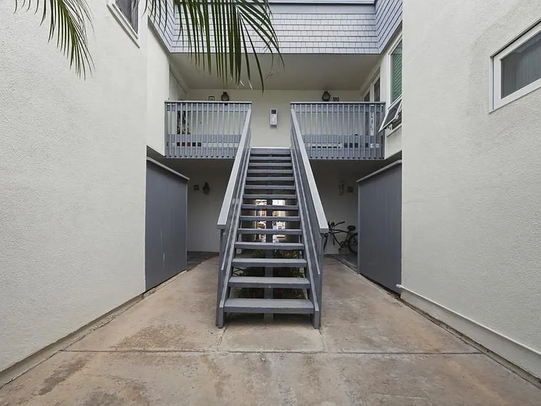 48 Antigua Ct — Photo 36