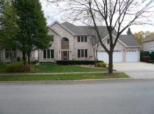 1385 N 9th Ave, Addison, IL 60101