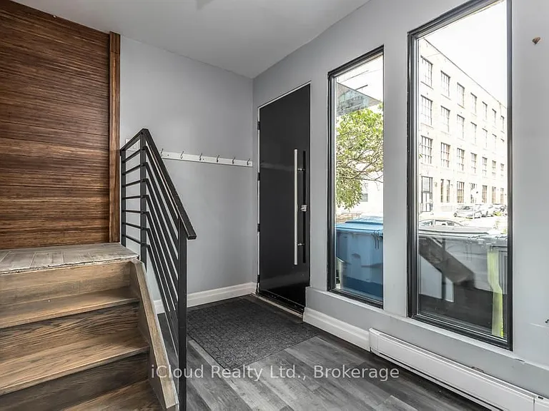 225 Wallace Ave — Photo 2