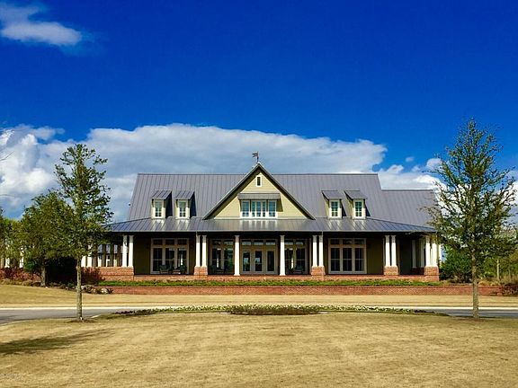Clubhouse Exterior Front