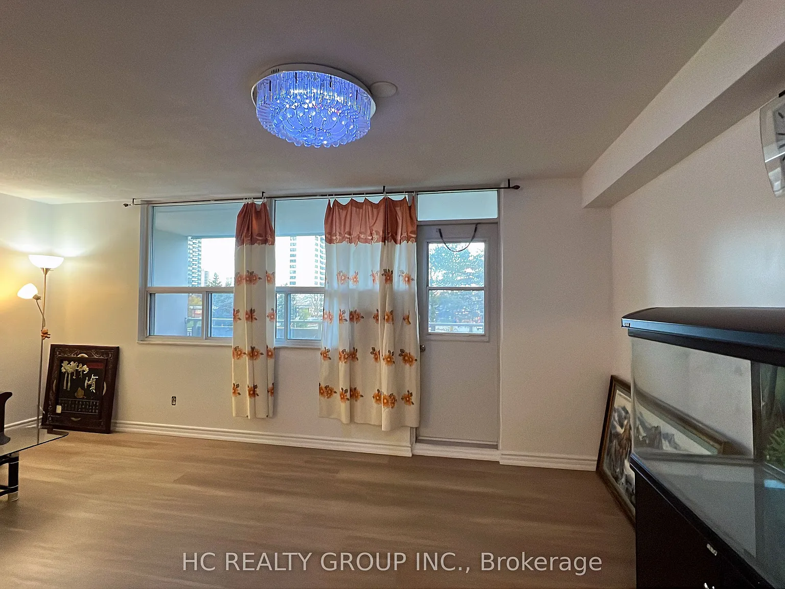 2 bed, $2,500 — Photo 2