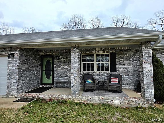3rd image of 21110 Larson Rd