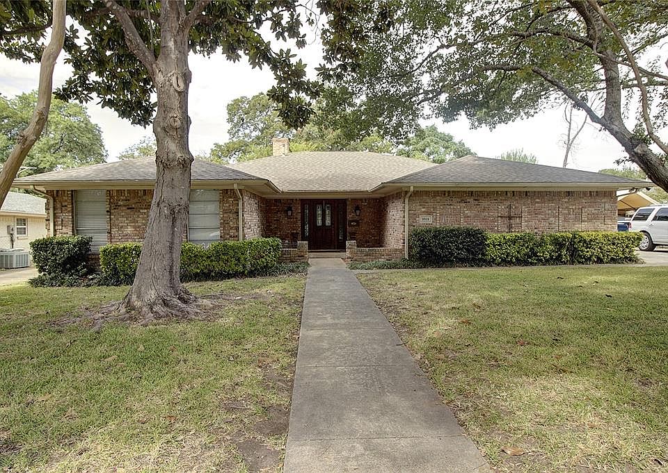 1st image of 3513 University Dr